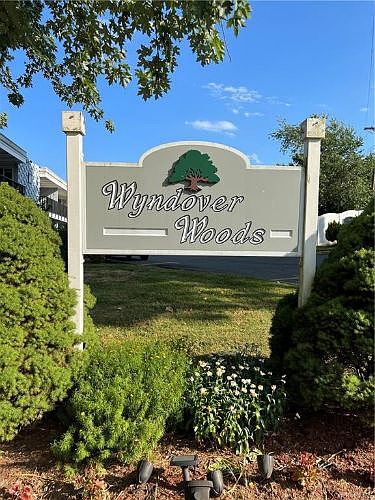 1st image of 3 Wyndover Woods Ln APT 4