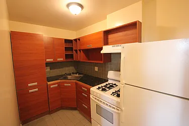 Rented by Bedford 6 Real Estate