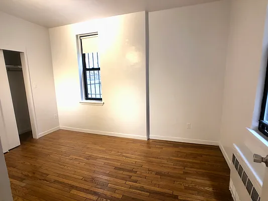 Rented by Irving Properties of New York, LLC | media 19