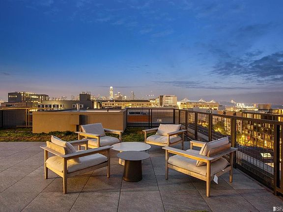 Roof deck (north corner)