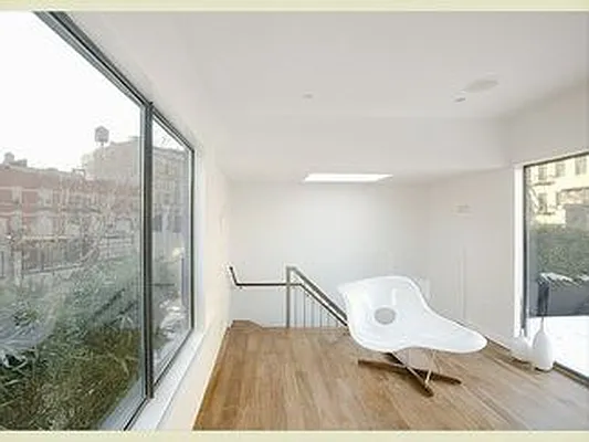 Rented by Corcoran | media 9