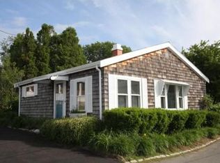 17 Nonantum Rd, Marblehead, MA 01945