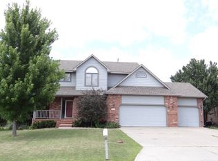 316 E Cedar Crest Rd, Rose Hill, KS 67133