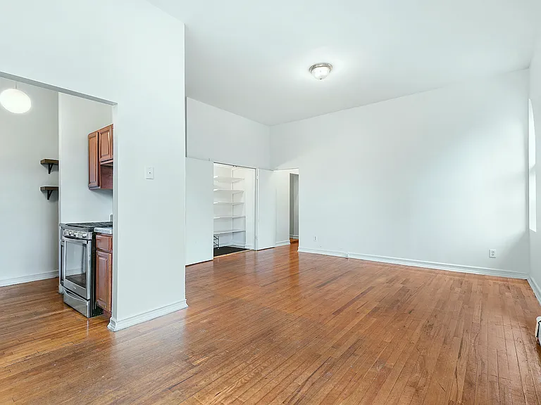 120 4th Pl #A1 — Photo 8