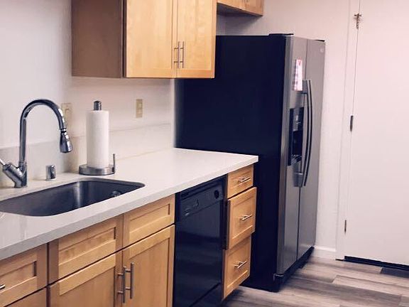 5th image of 7624 Ambrose Way