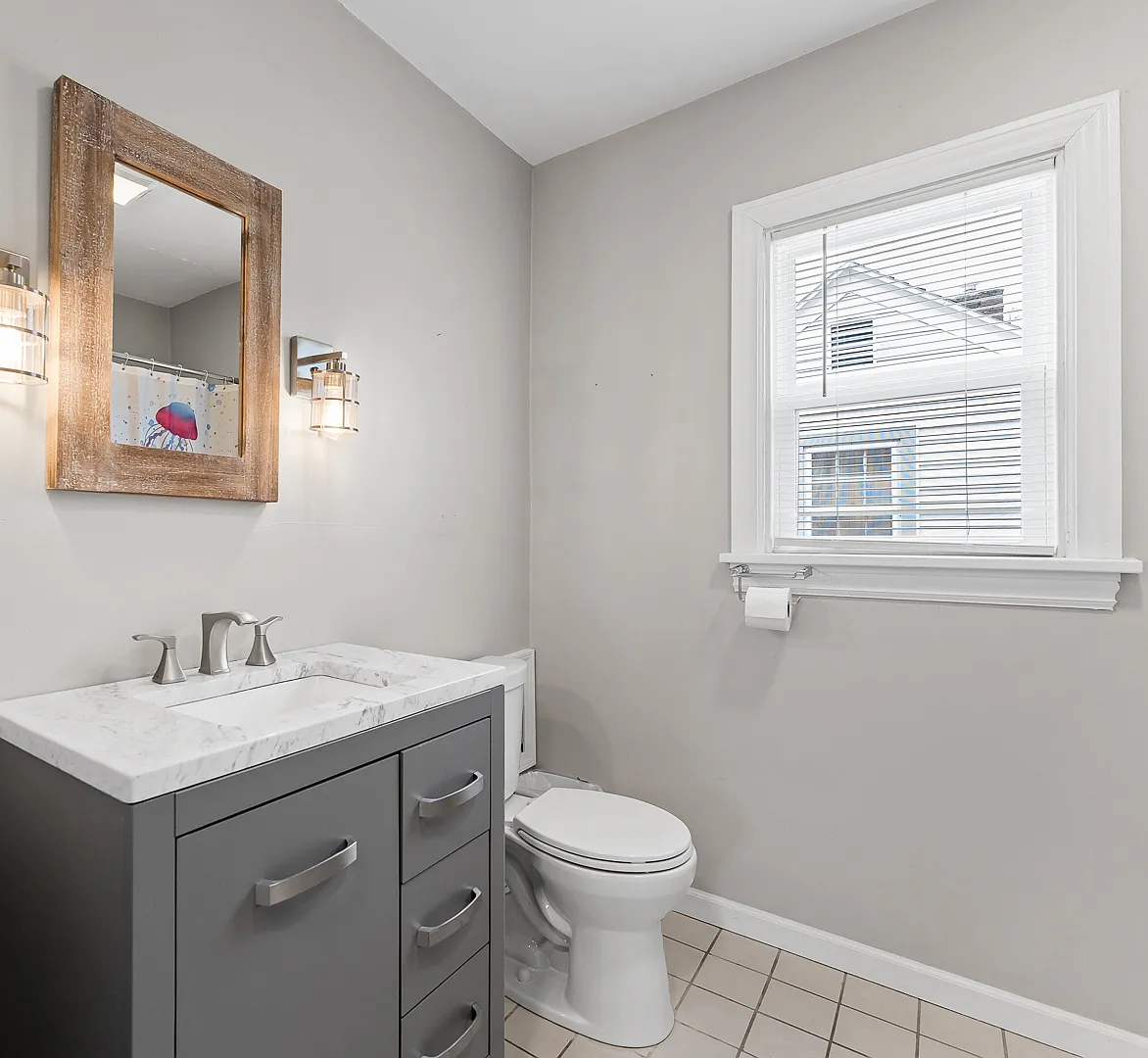 3 bed, 1352 sqft, $1,600 — Photo 2