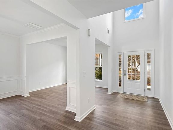 4th image of 3638 W Park Cir