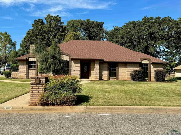 110 Northhill Ct, Longview, TX 75605