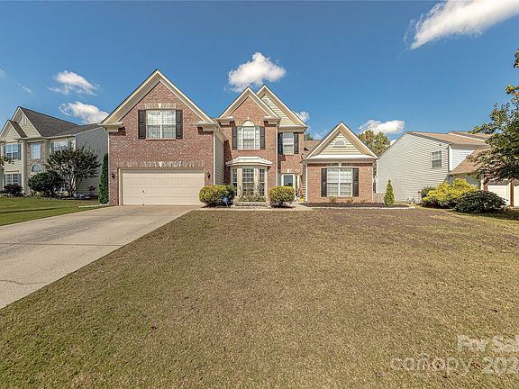 2nd image of 2422 Beacon Forest Dr