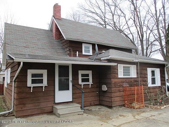 2nd image of 530 Ament St