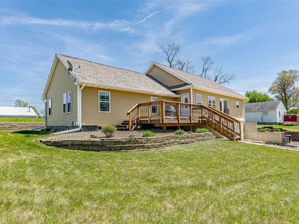 1100 Vernon Hill Blvd, Cedar Rapids, IA 52403