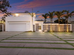 238 Island Cir, Sarasota, FL 34242