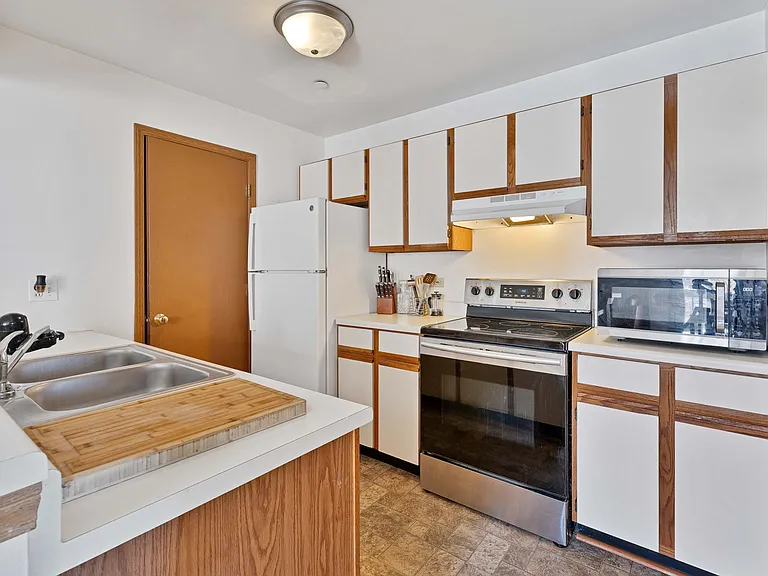 1351 Cunat Ct #2D — Photo 10