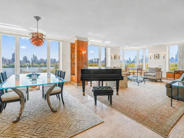 279 Central Park West image 1 of 23