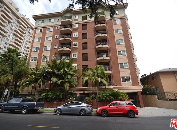 3rd image of 700 S Ardmore Ave APT 202