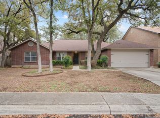 3514 Elk Cliff Pass Dr, San Antonio, TX 78247
