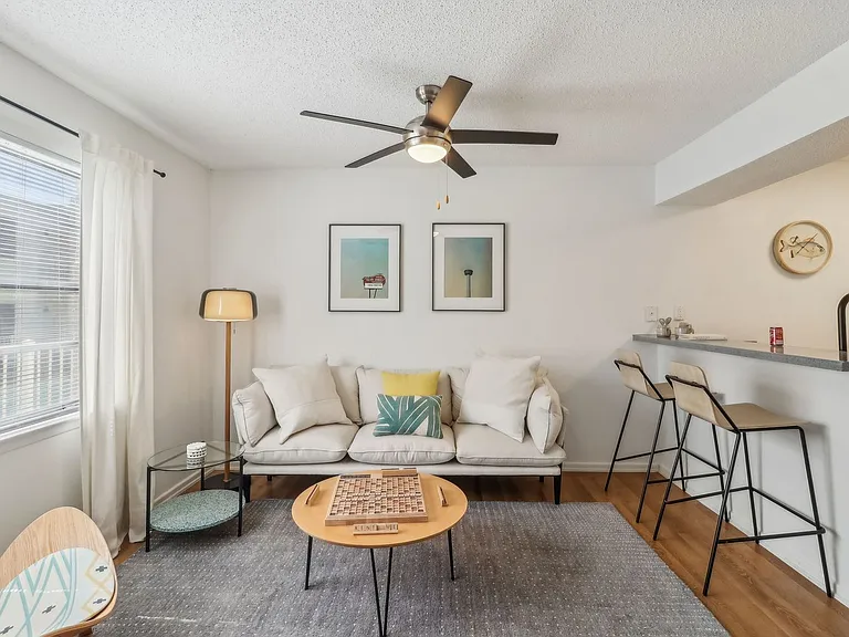 215 Jackson Keller Rd — Photo 26