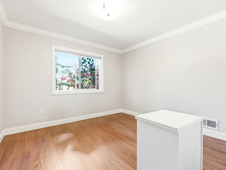19567 Ardmore Ct — Photo 19