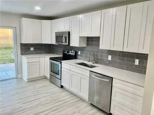224 Wrena Drive, West Palm Beach, FL 33409