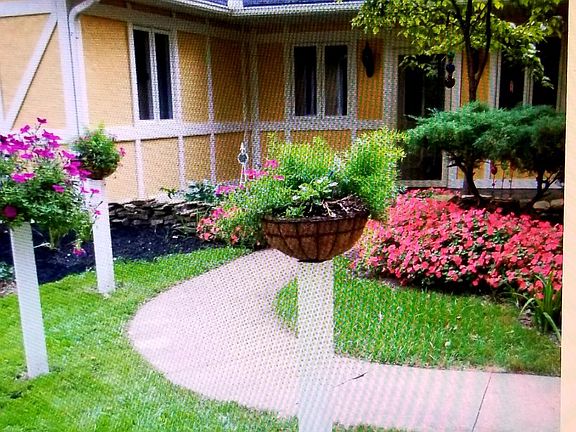 2nd image of 3561 Apple Valley Dr