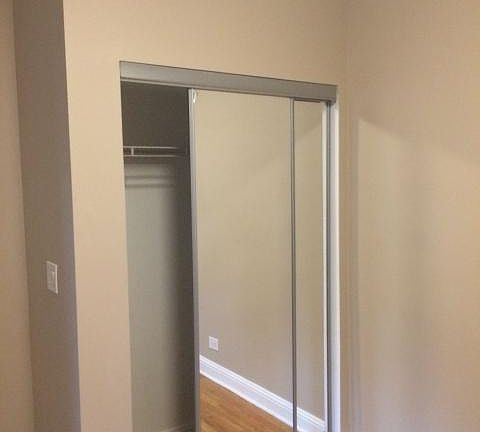 5th image of 2821 N Sacramento Ave #1