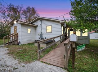 7123 Rocky Ln, Louisville, KY 40228