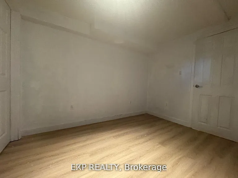 210 Church St #BASEMENT — Photo 6