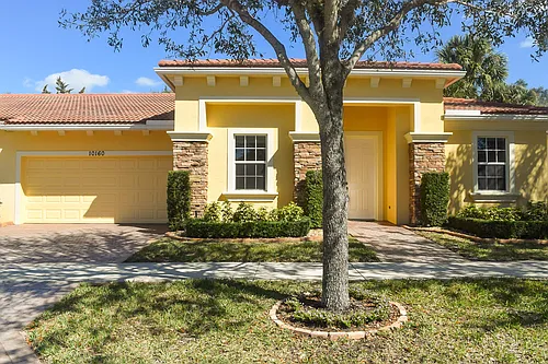10160 SW Canossa Way Photo 1