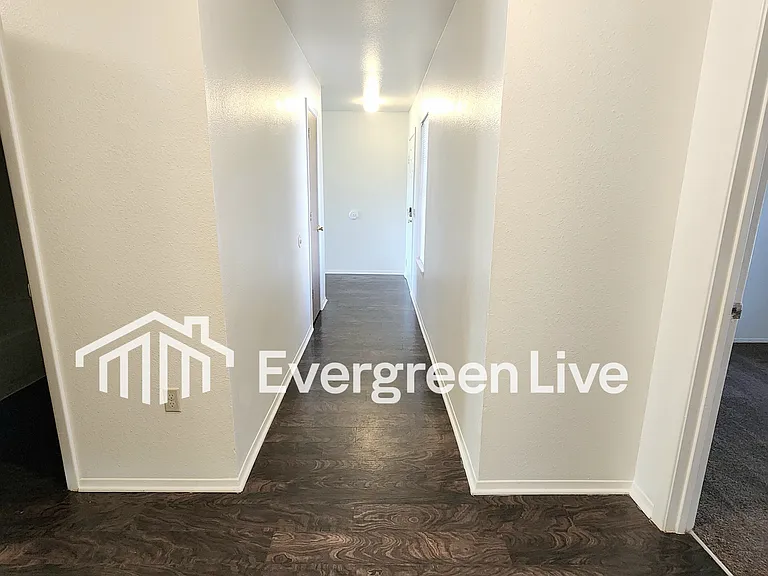 212 Fireball Dr — Photo 9