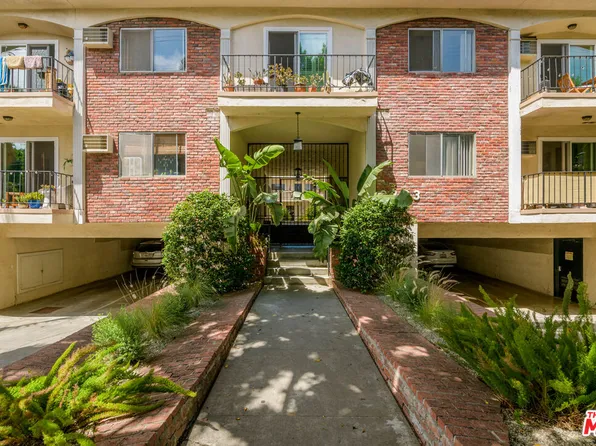 2803 Arizona Ave APT 8, Santa Monica, CA 90404