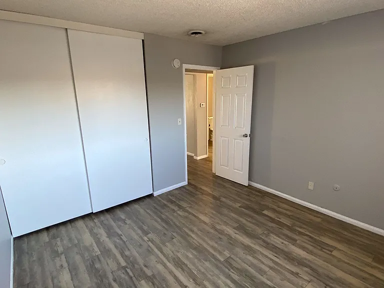 798 McClure St. — Photo 30