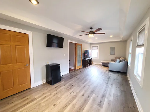 5831 W 109th St — Photo 12
