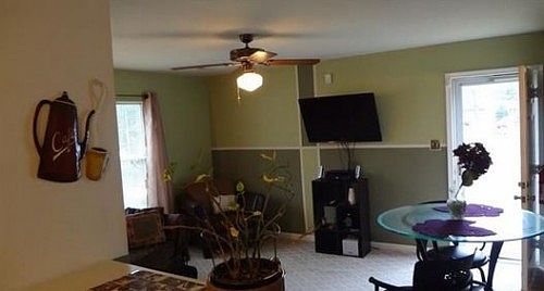 2nd image of 528 S Kalmia Ave