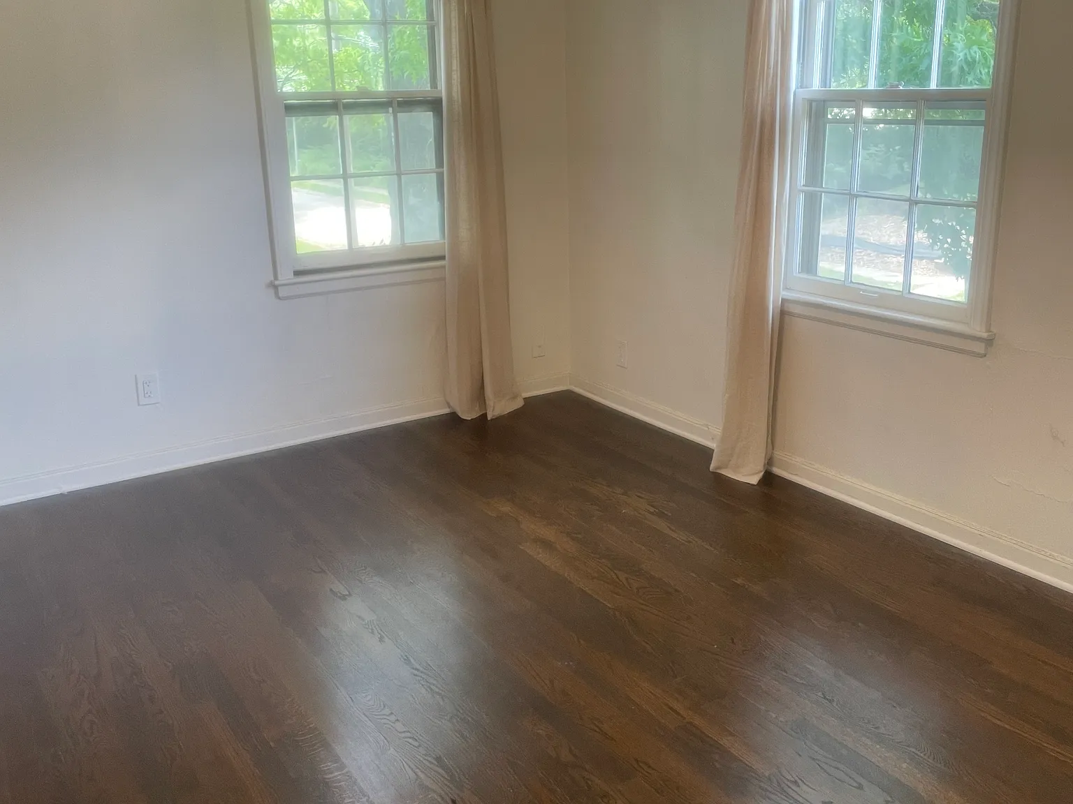 2 bed, 950 sqft, $1,375 — Photo 4