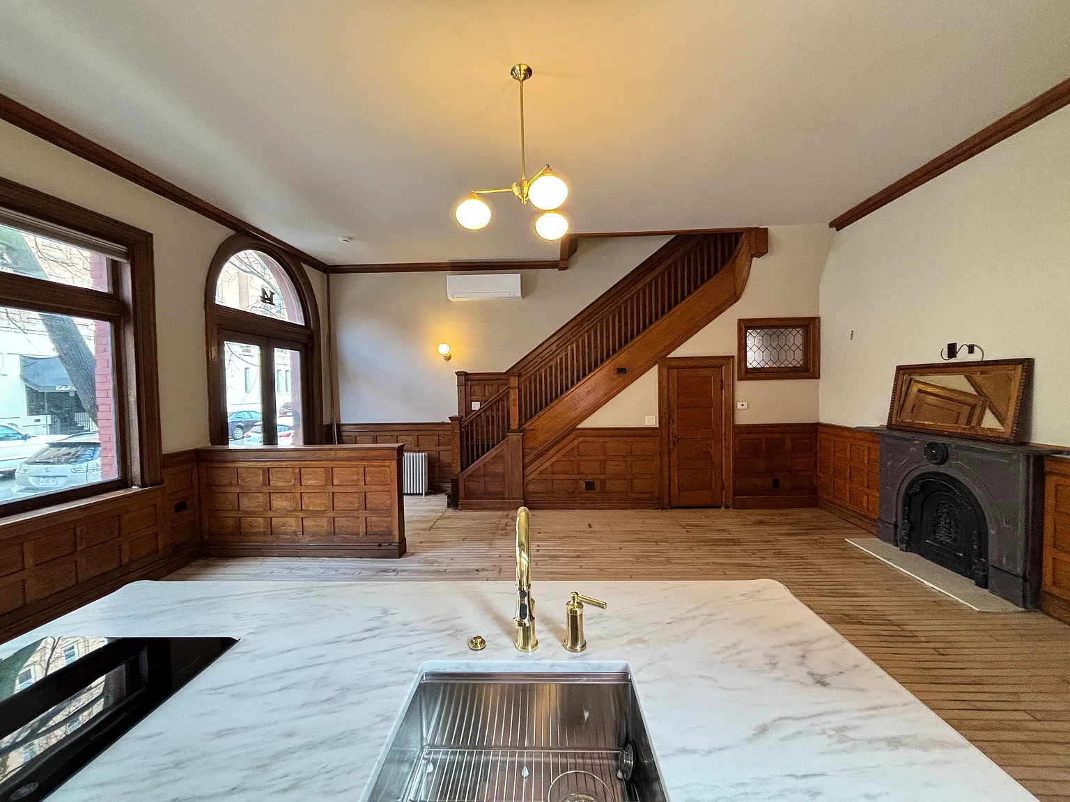 2 bed, 1815 sqft, $3,100 — Photo 2