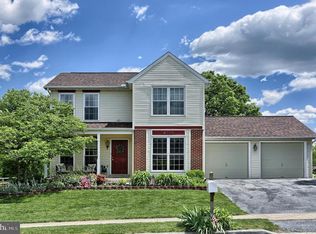 8739 Washington Cir, Hummelstown, PA 17036