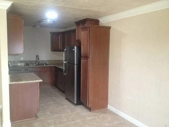 La Mesita Apartments — Photo 18