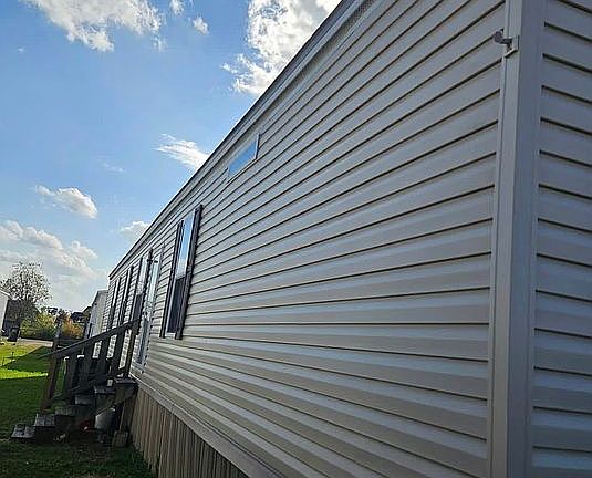 2nd image of 630 Brothers Rd Trailer 24