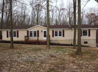 90 Miller Ln, Windsor, PA 17366