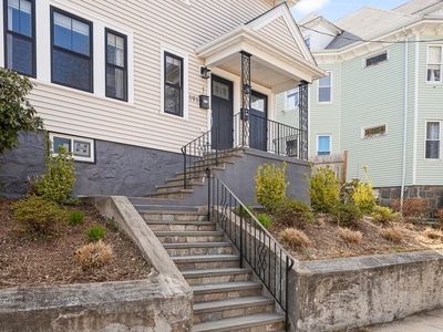 191 Poplar St #1, Boston, MA, 02131