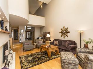 6660 Smithtown Rd, Excelsior, MN 55331