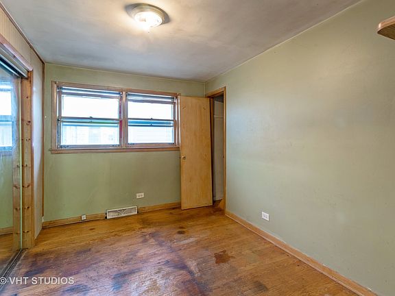 4th image of 7825 W Forest Preserve Ave