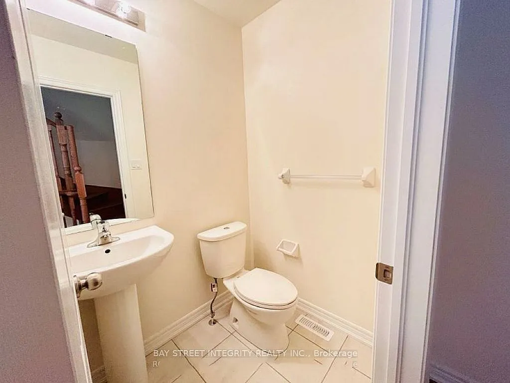 3 bed, $2,990 — Photo 3