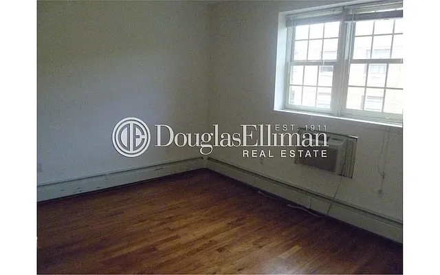 Rented by Douglas Elliman | media 14