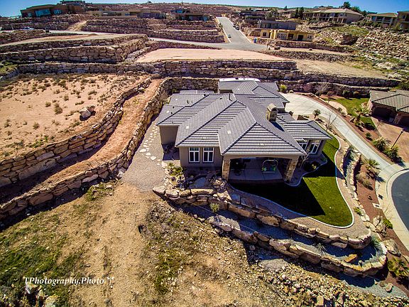 3rd image of 1563 S 2520 East Cir