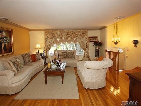 3rd image of 703 Boelsen Dr