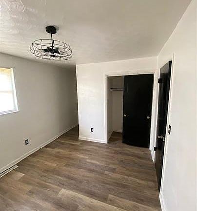 4th image of 2263 Hepburn Ave #B