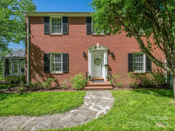 79 Hamburg Dr, Weaverville, NC 28787