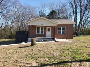 924 Turner Dr, Hartsville, TN 37074