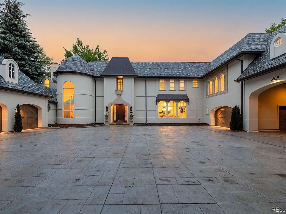 1st image of 5 Churchill Drive
